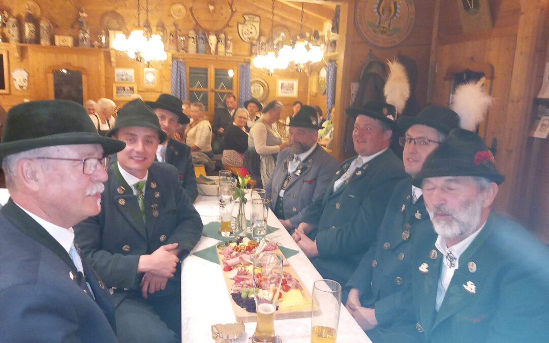 Schon wieder Generalversammlung bei den Trauntaler Trachtlern